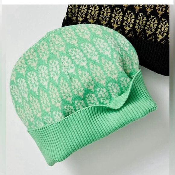 Free People Movement Limitless Logo Beanie - Picture 1 of 4